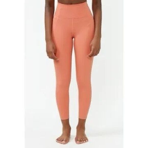 Girlfriend Collective Compressive High-Rise Legging - Picture 1 of 7